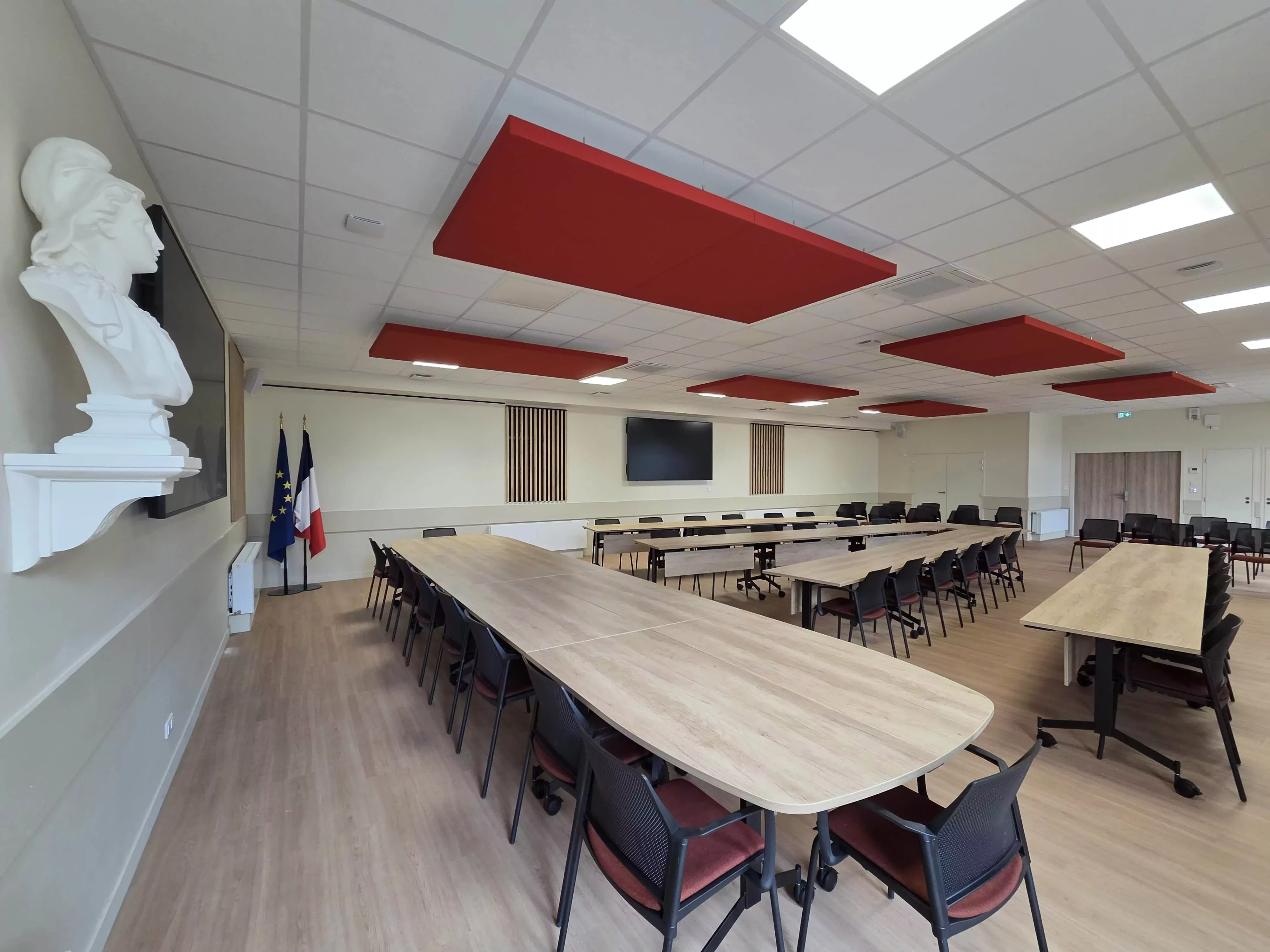 Salle du Conseil Municipal au sein de la salle Georges François